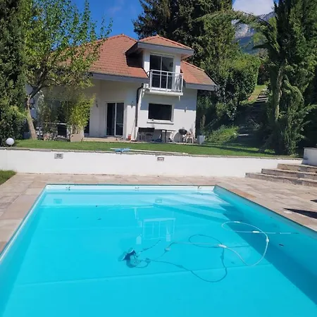 Villa Beautiful In Front Of Annecy *
